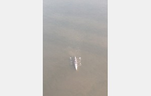 des ronds dans l'eau vu du pont de Brotonne